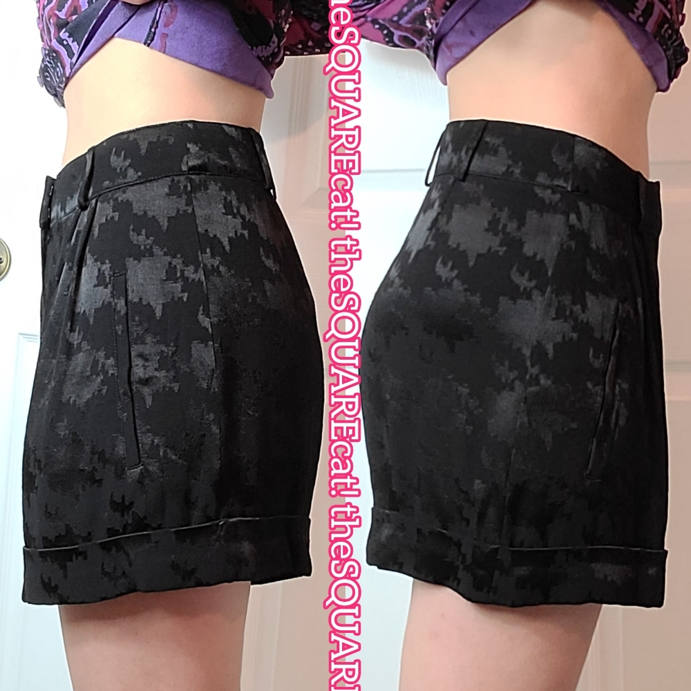 ba&sh๐ค high-waisted houndstooth Black shiny pleated sexy shorts with belt loops - Picture 3 of 11